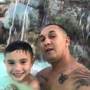 Meet your Posher, Diego